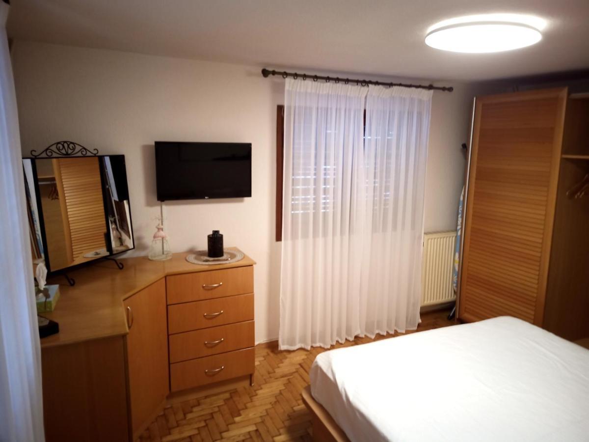 Plateia Apartmán