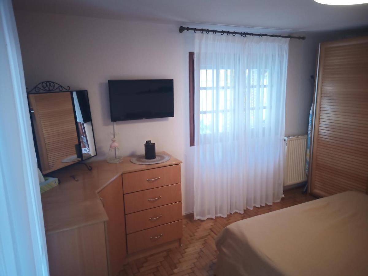 Plateia Apartmán
