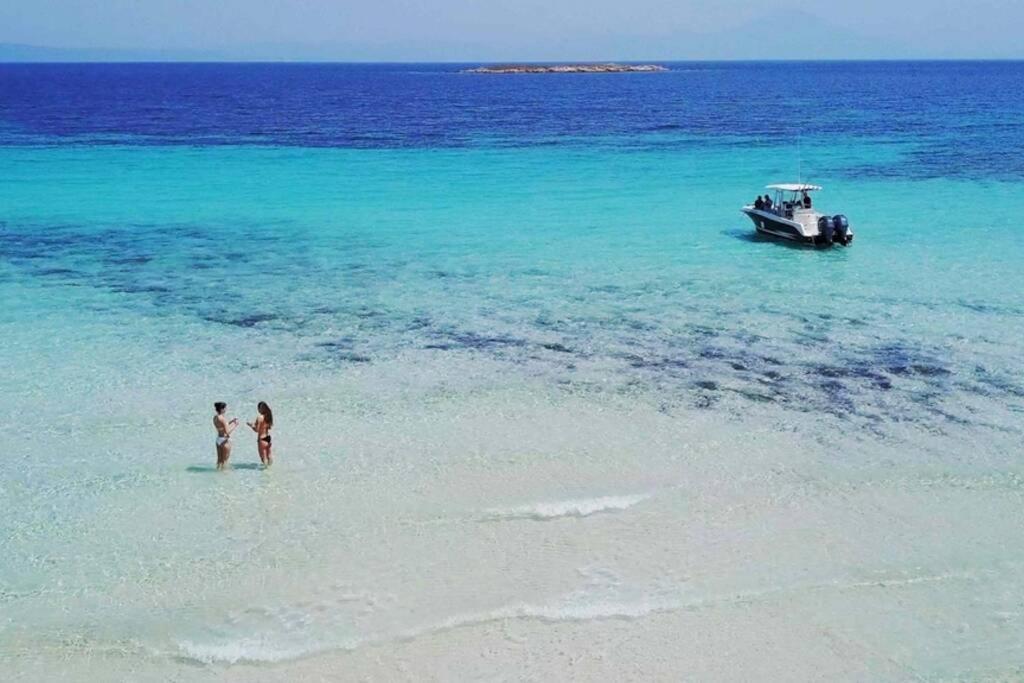 Plateia Agios Nikolaos (Chalkidiki)