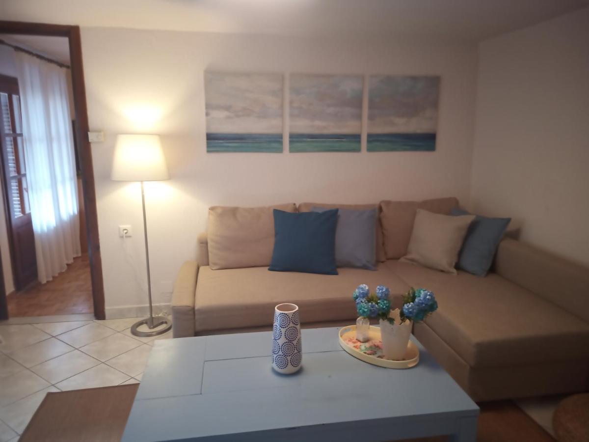 Plateia Agios Nikolaos (Chalkidiki)